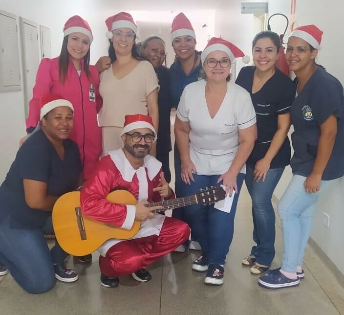 Imagem de compartilhamento para o artigo Funcionários do Hospital Municipal de Chapadão do Sul realizam coral natalino para animar os pacientes da MS Todo dia